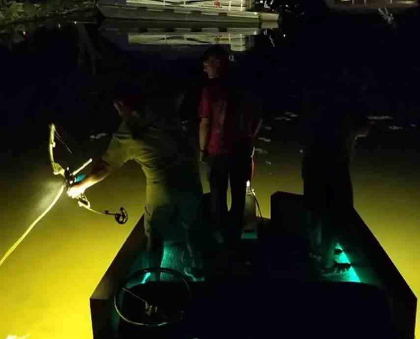 Louisiana Night Time Bowfishing Opportunities